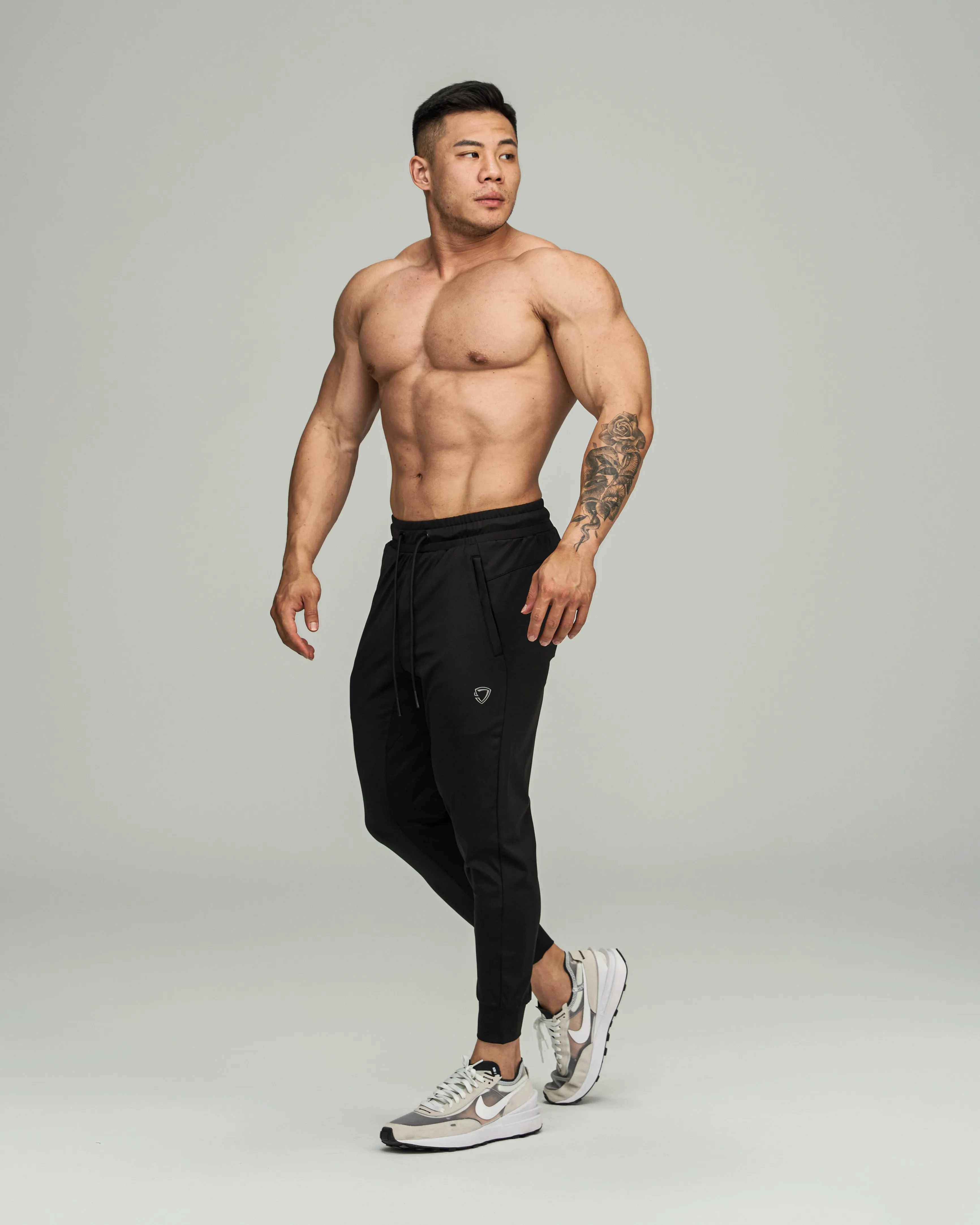 Adapt Essential Joggers