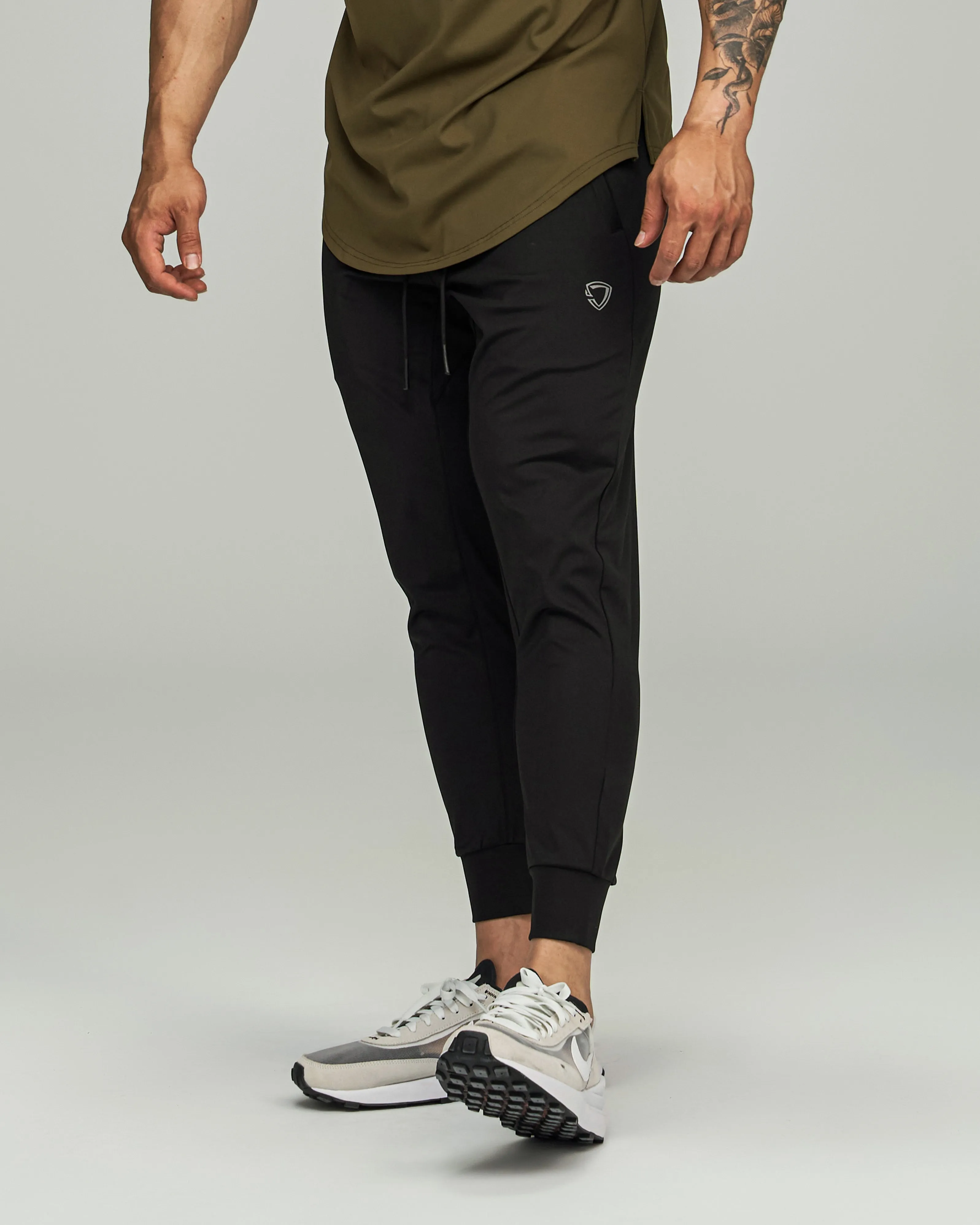 Adapt Essential Joggers