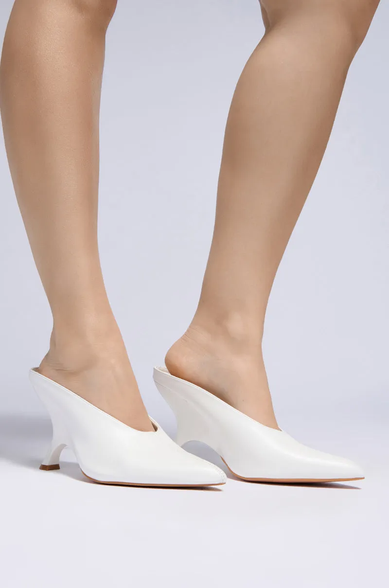 AZALEA WANG LEDGER WHITE PUMP