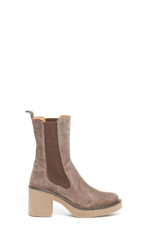 Bueno Hart, espresso suede