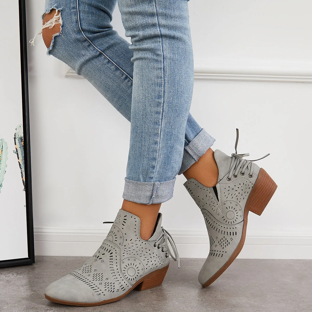 Sohiwoo Women Cutout Chunky Heel Booties Western Cowboy Ankle Boots